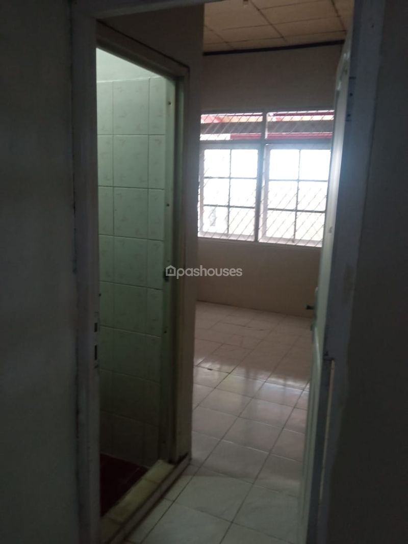 Jalan Layar 4B No.24