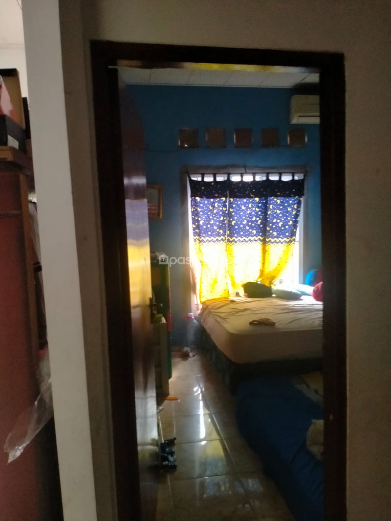 Jalan Kawista Cijantung