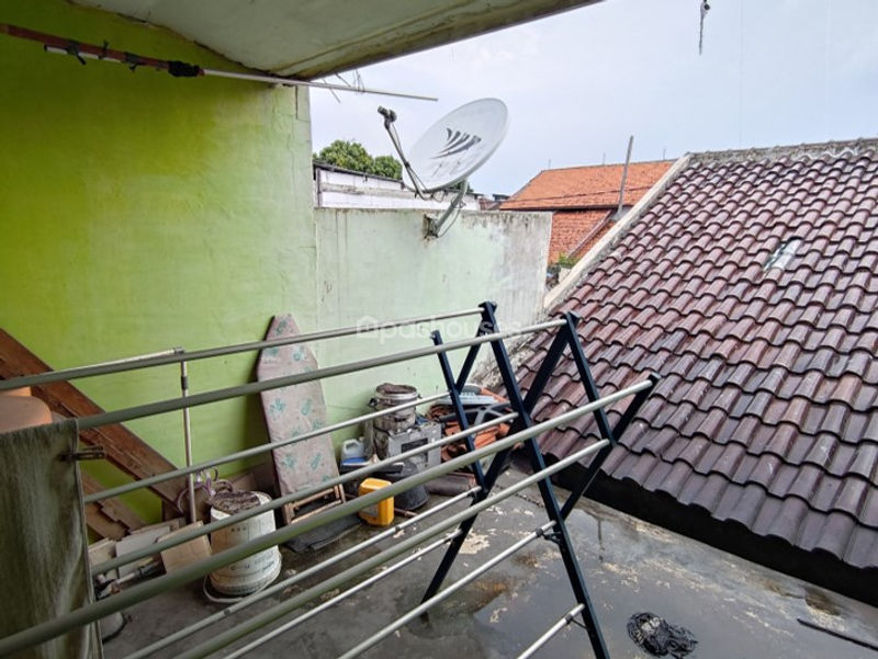 Jalan Danau Kelapa Dua