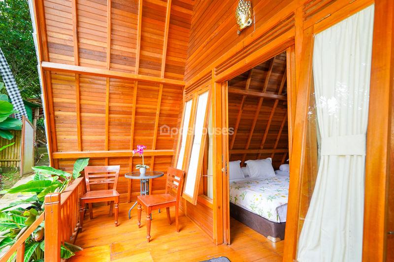 Villa Saung Ibu Bogor