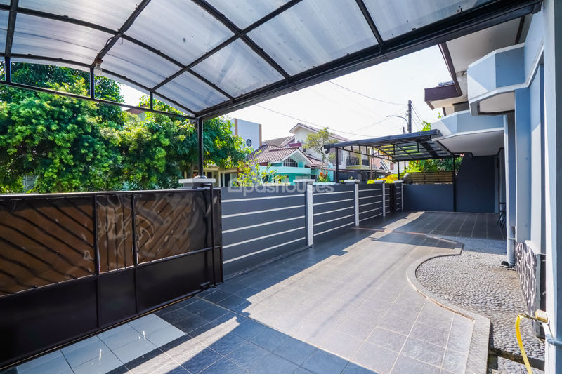 Komplek Pondok Cibubur Blok C4 No.6