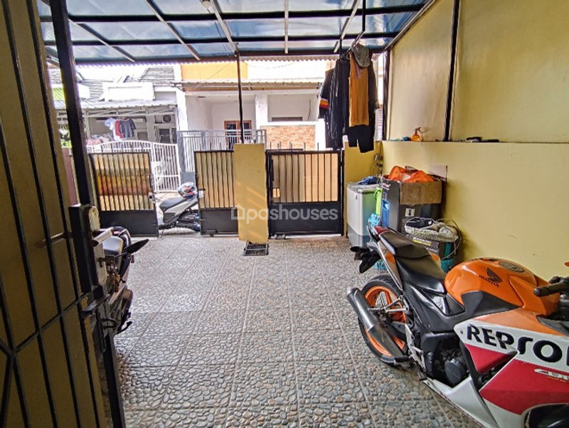 Poris Residence