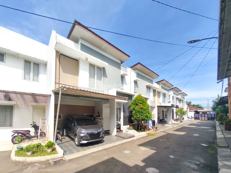 Green Urban Townhouse Kav.10