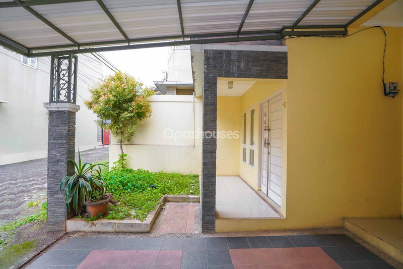 Jalan Gandaria Asri No 99