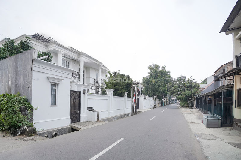 Jl. Cipinang Cempedak 2 No. 1D, Jatinegara, Jakarta Timur