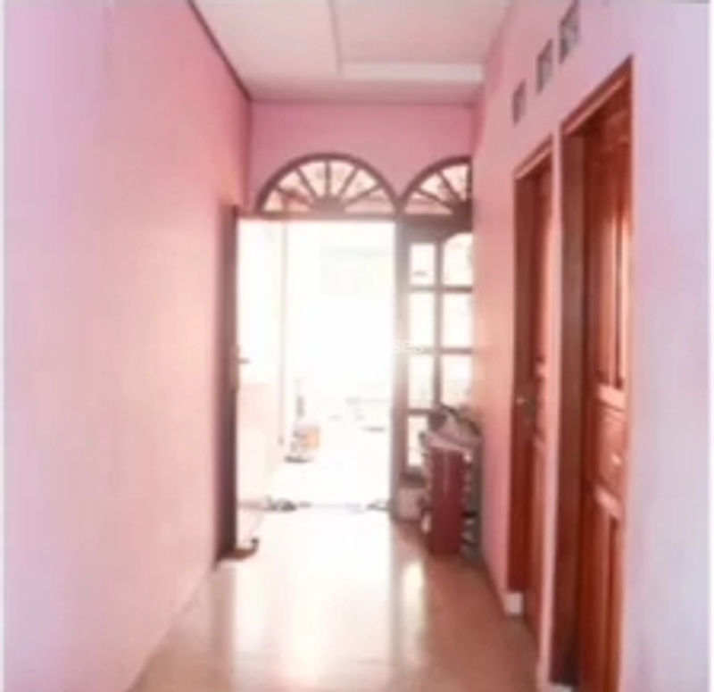Jalan Kampung Jati Ciracas