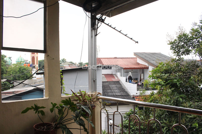 Jl Jambu XI no 3 