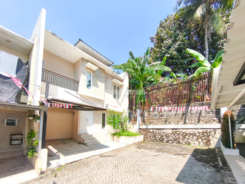 Perumahan Bintaro Terrace Premier Blok B No.4