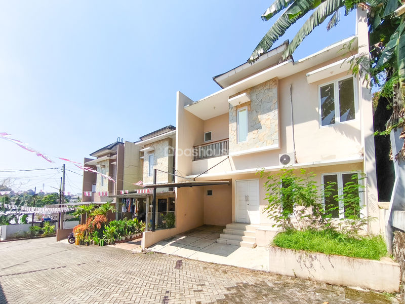Perumahan Bintaro Terrace Premier Blok B No.4