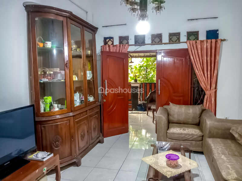 Perumahan Taman Serua Blok E1 No.2