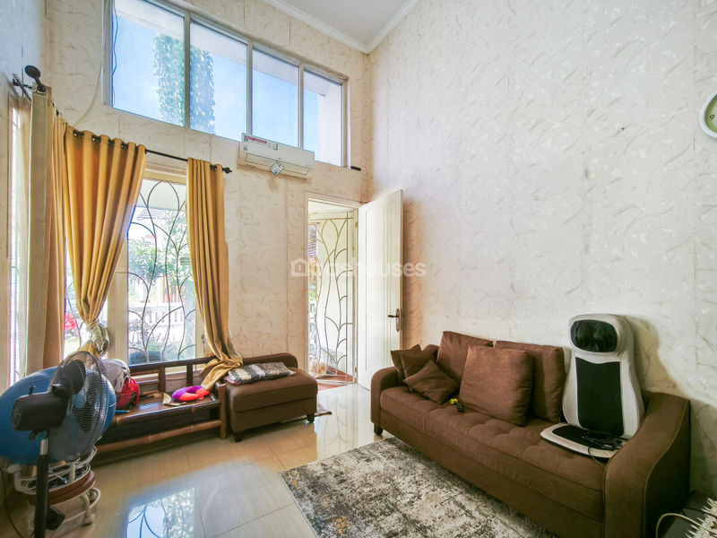 Tata Hill Townhouse Yasmin