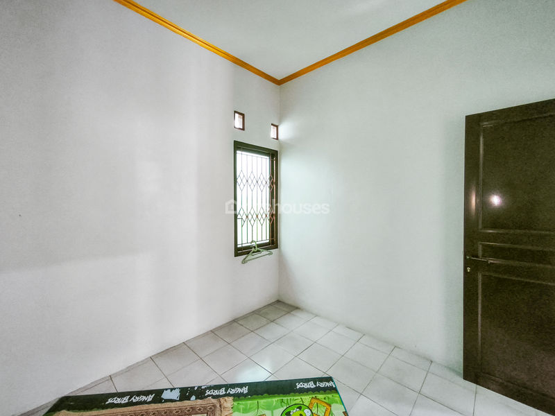 Perumahan Acropolis Karadenan Blok MY No.21