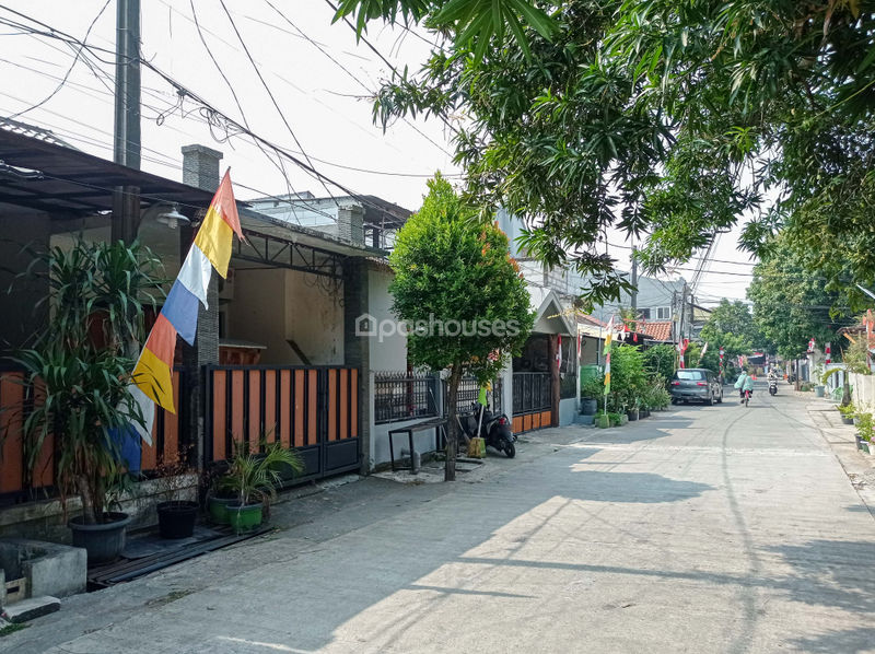Jalan Danau Kelapa Dua