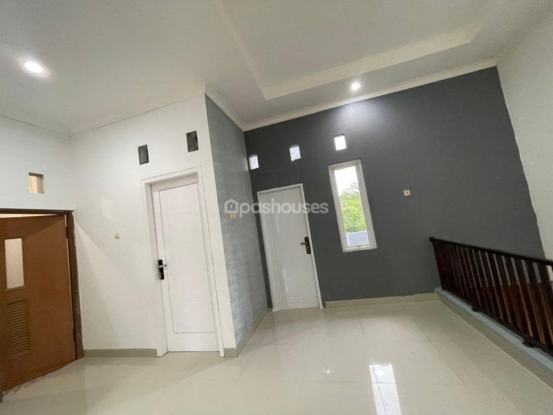 Perumahan Imperial Gading Blok H1 No.12