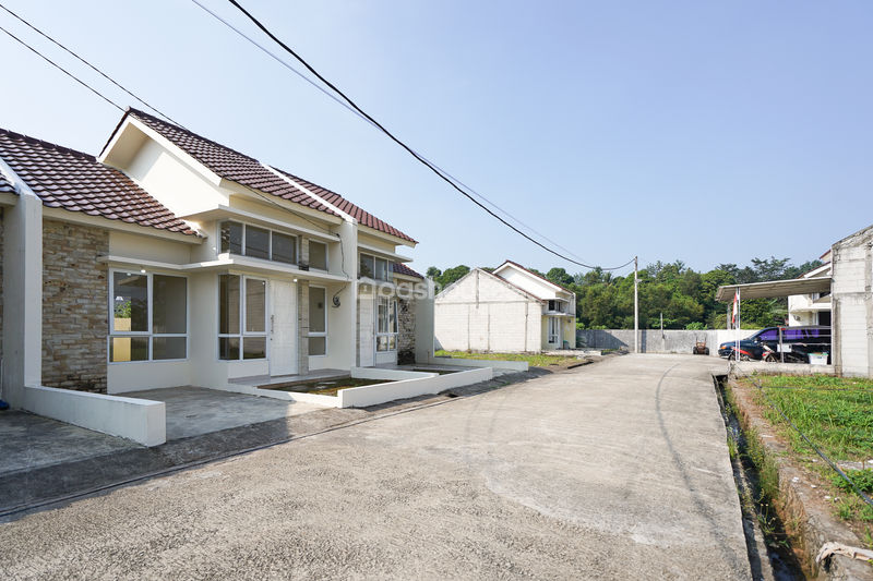 Perumahan Pakubuwono Town House Telajung