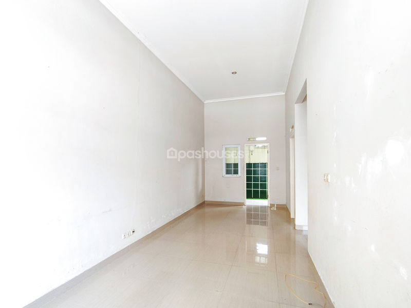 Metro Residence Cluster Pinewood Blok D3 No.9