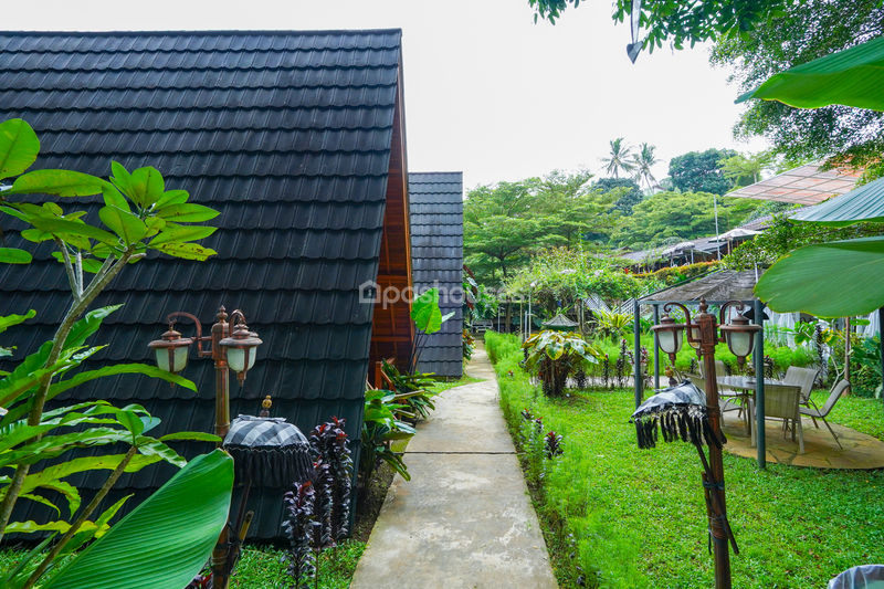 Villa Saung Ibu Bogor