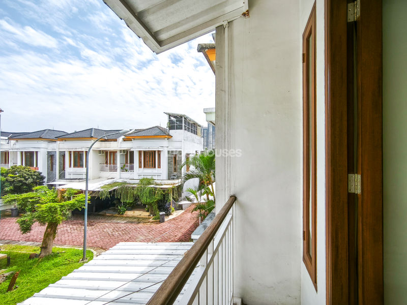Perumahan Indraprasta Townhouse Blok C No.7