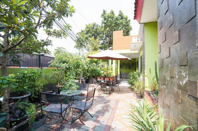 Jalan KH. Ahmad Dahlan No.22 Depok