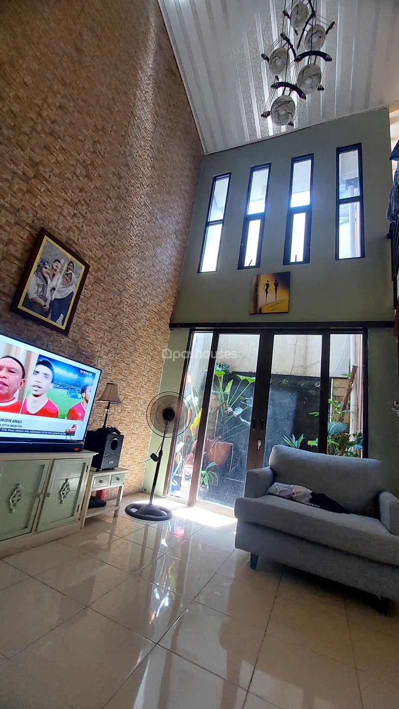 Perumahan Laladon Permai Blok A No.12