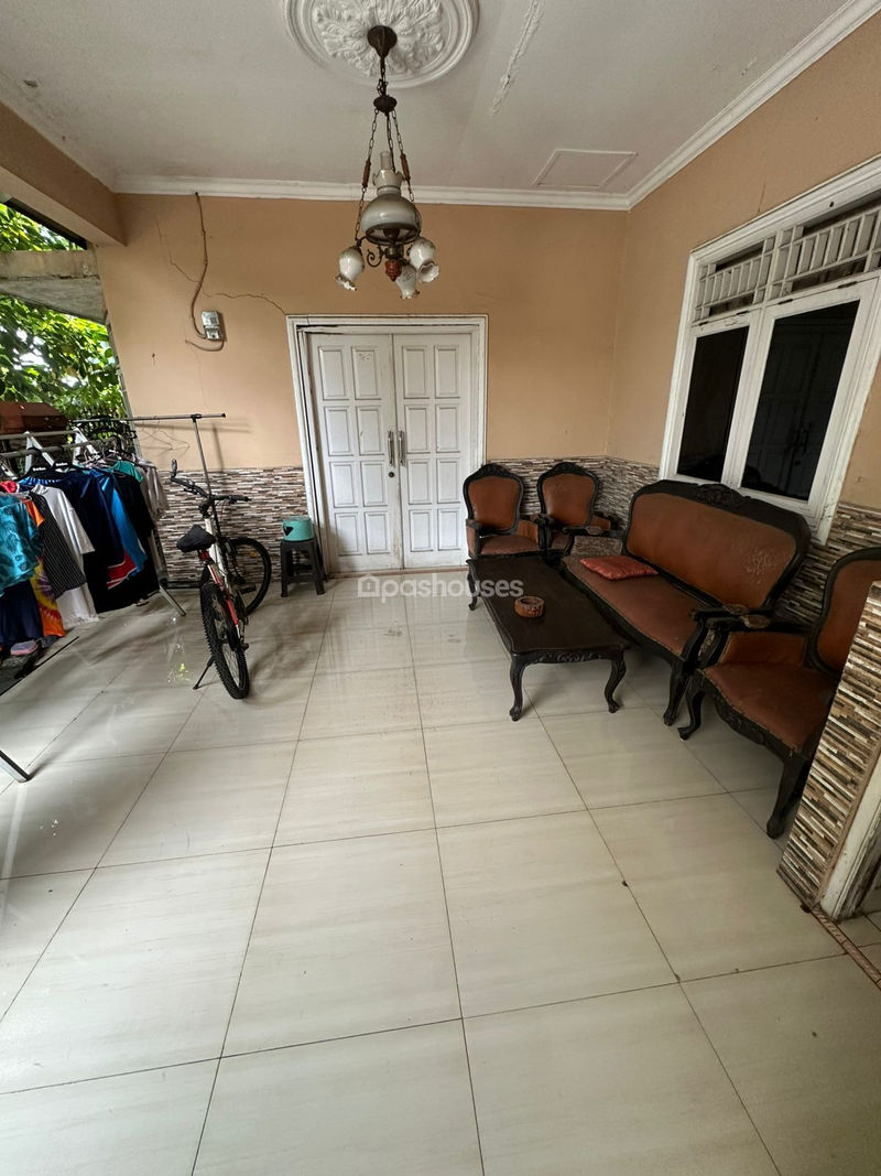 Jalan Anggrek Pesanggrahan
