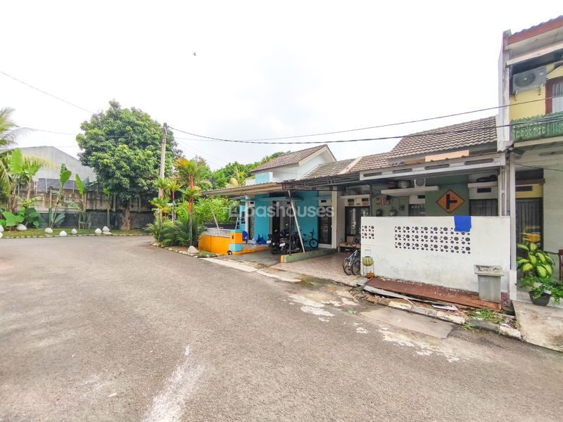 Graha Raya Cluster Verina Blok L No.32