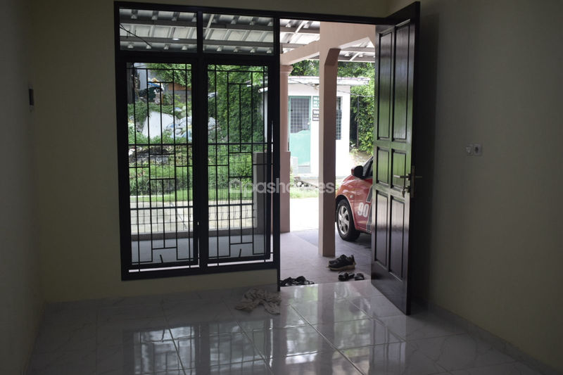 Taman Narogong Indah Blok E 31-1