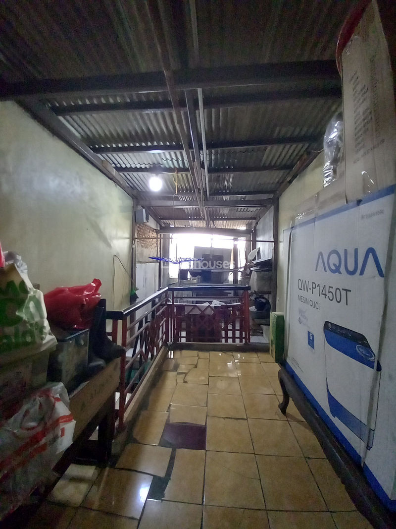 Jalan Mangga Raya