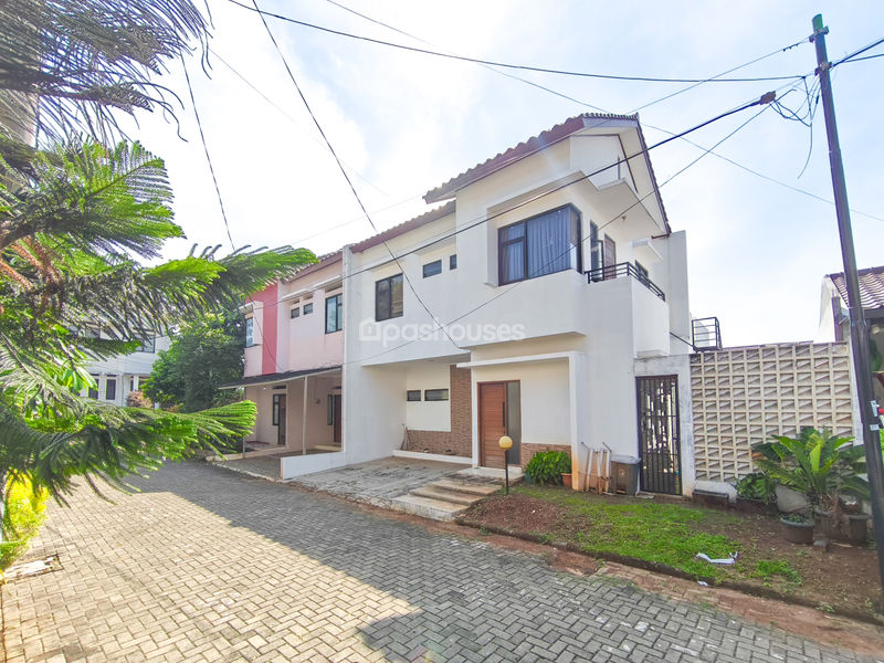 Perumahan D' Crown Residence No.27