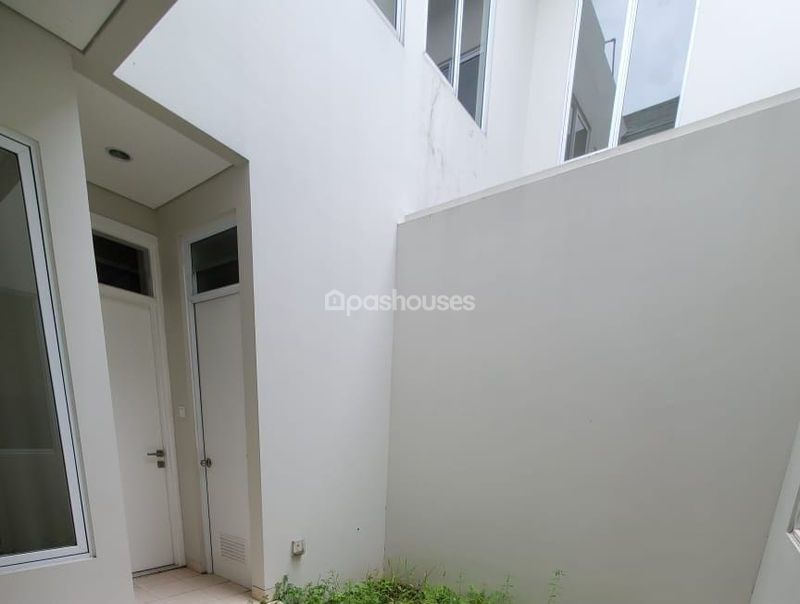 Lavon Swan City Cluster Grandura Blok I1 No.28