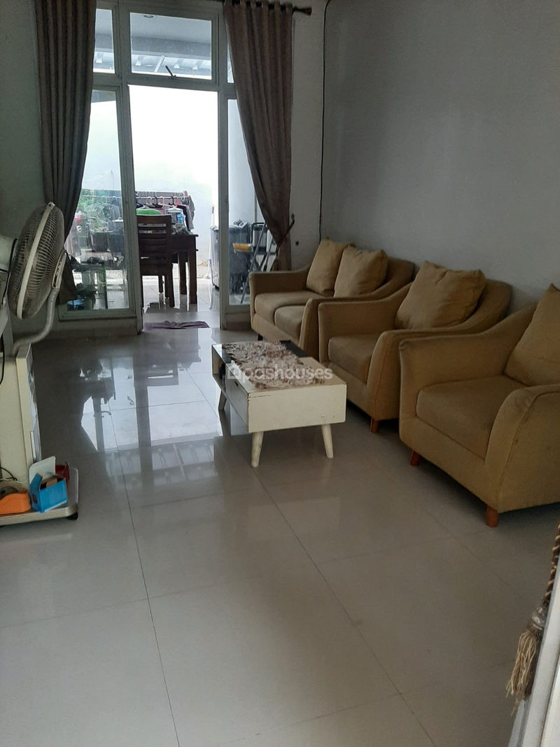 Metland Menteng Cluster Savana