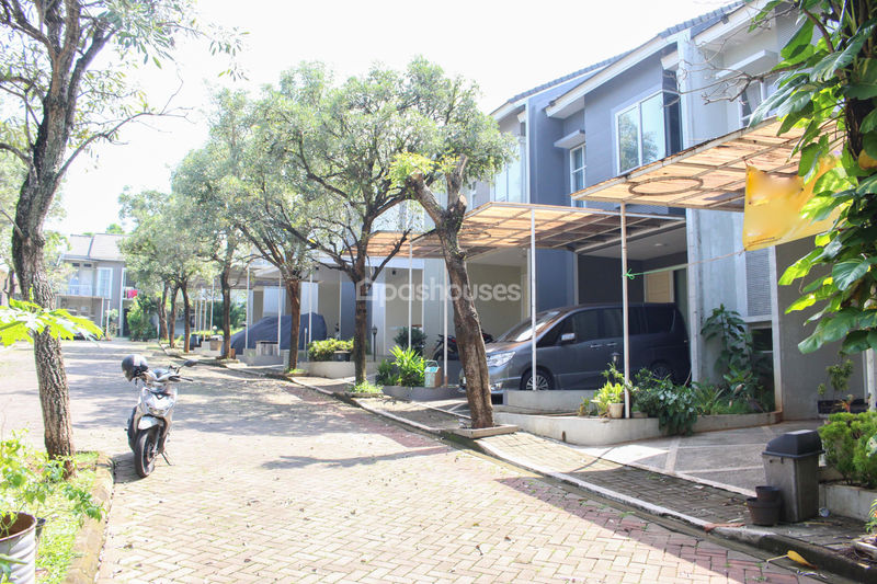 Victoria Hills Residence