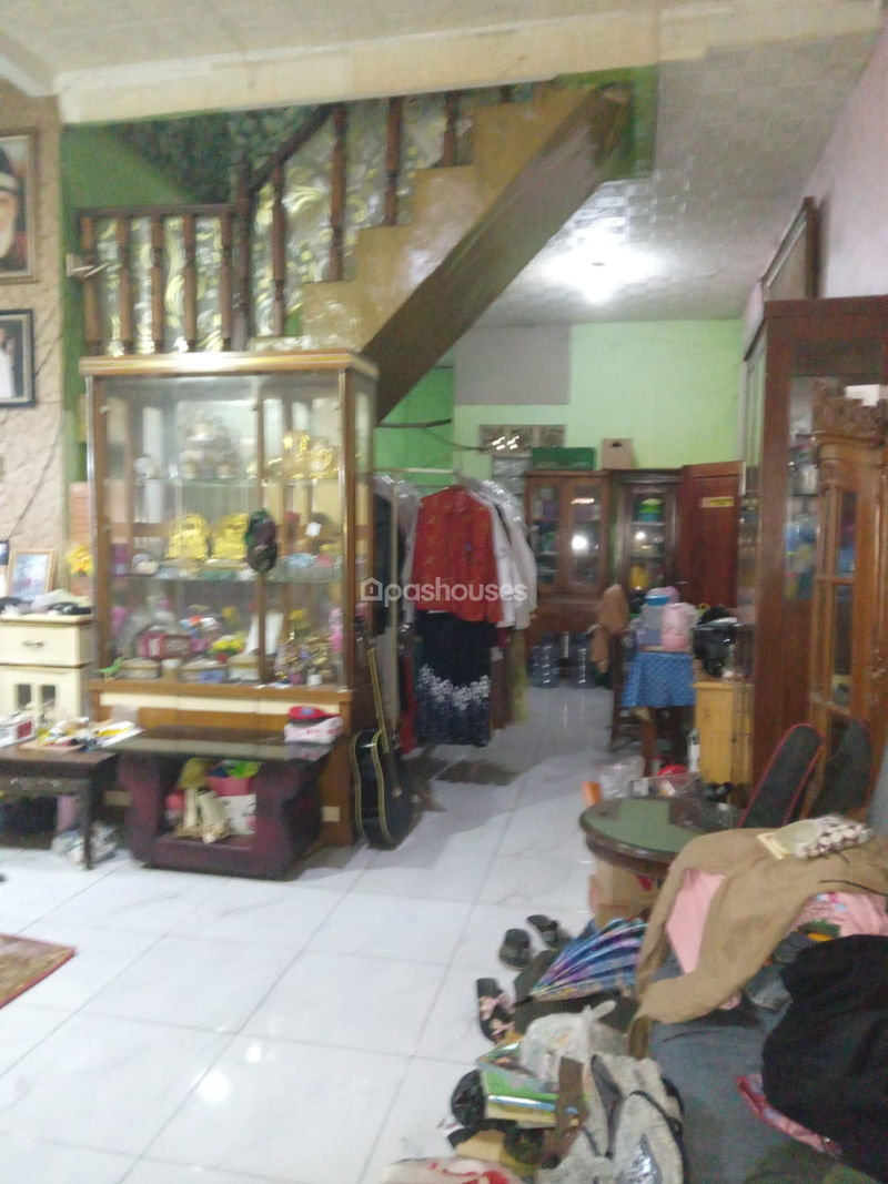 Jalan Cisaat Bekasi