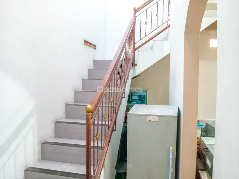 Jalan Desa Jabon Mekar No.102