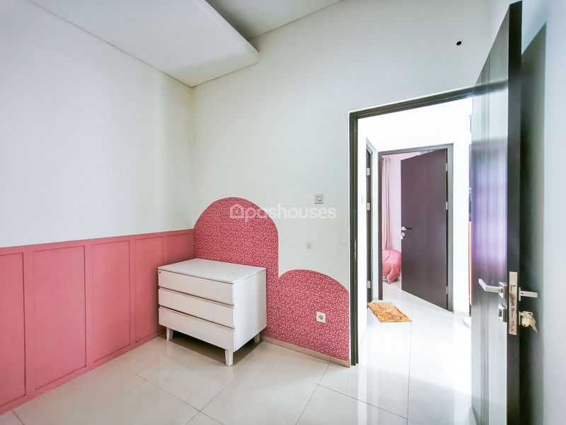 Cluster Golden Cikeas 