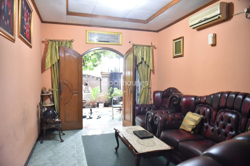 Jalan Haji Terin Depok