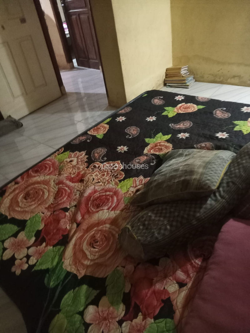 Kampung Pisangan Poncol No.31