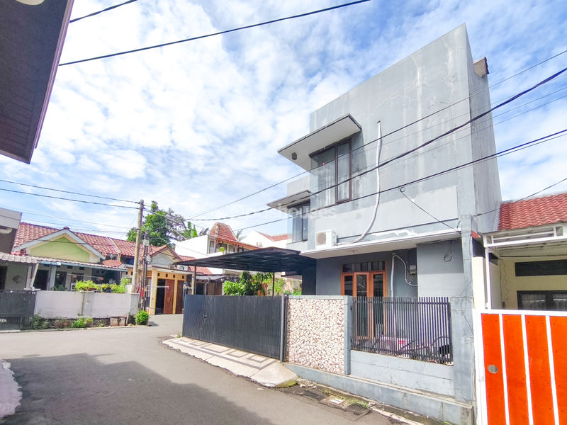 Vila Dago Pamulang Cluster Kintamani Blok G14 No.1