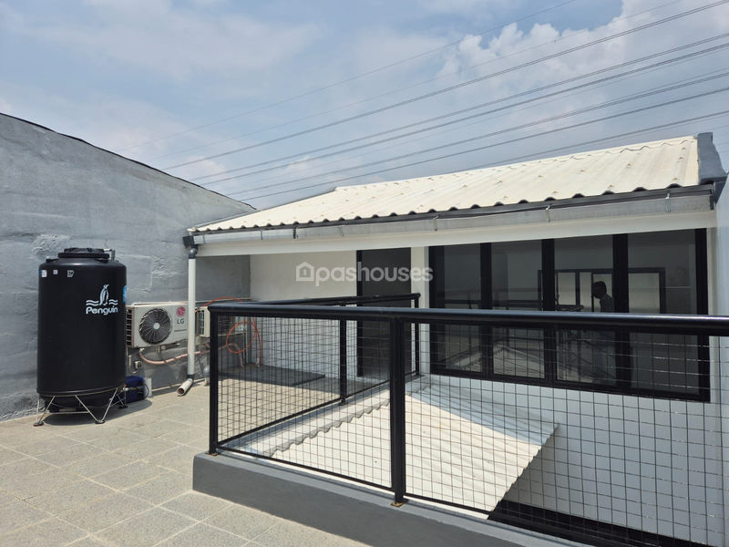 Jalan Cucur Barat VIII Blok F5/10