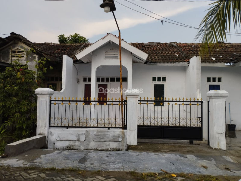 Perumahan Taman Kirana Surya Blok H 16 No. 32 & 31