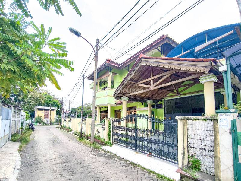 Jalan Niaga III