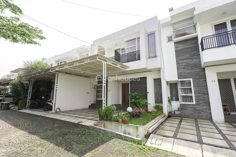 Perumahan The Regent Bekasi