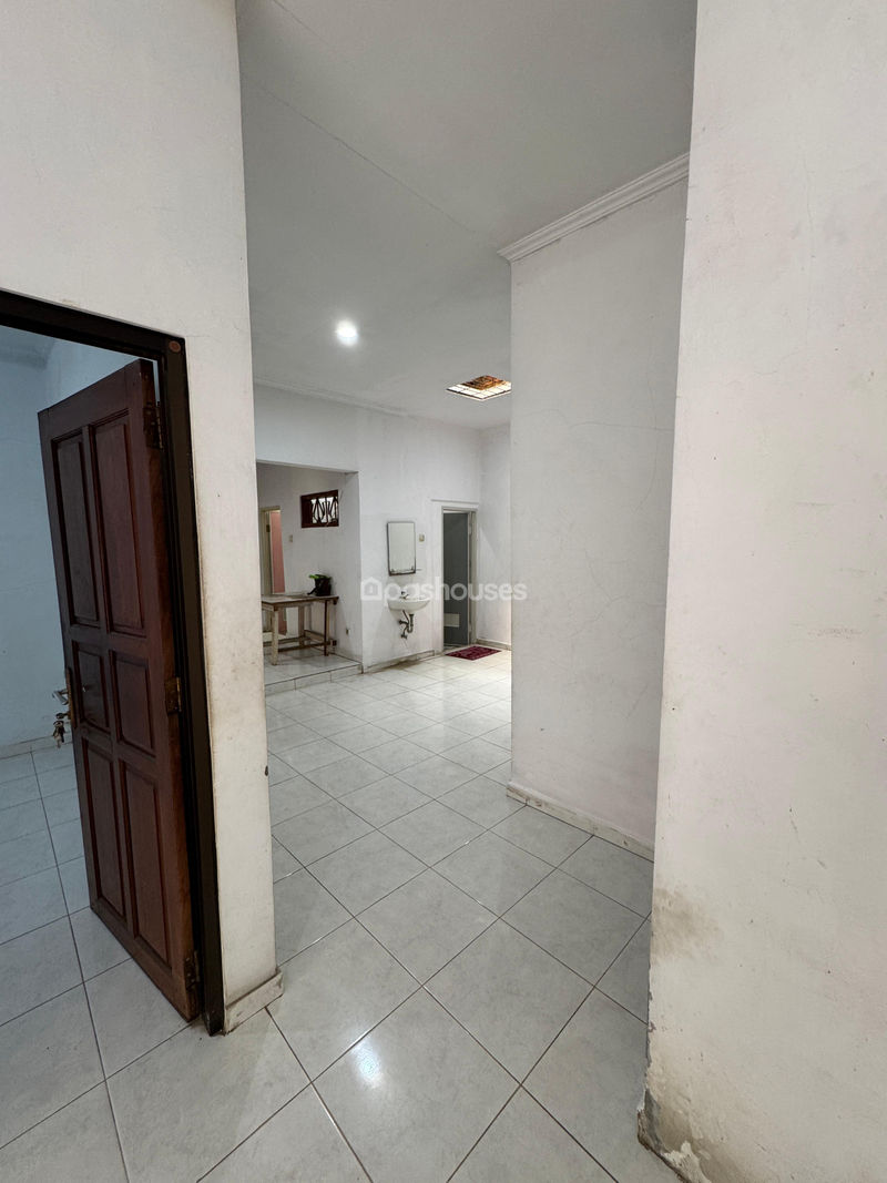 Jalan Flamboyan Blok B8