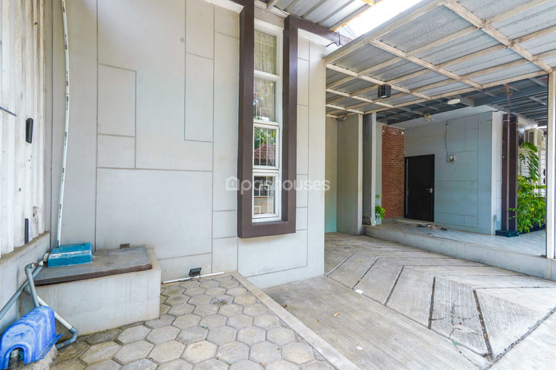 Jalan Pesona Cinere Residence