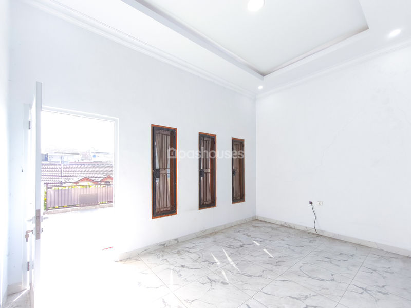 Perumahan Villa Nusa Indah 3 Blok KM2 No.20