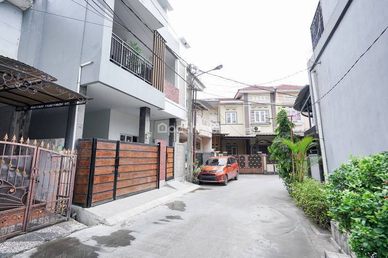 Taman Harapan Baru Blok V1 No.49
