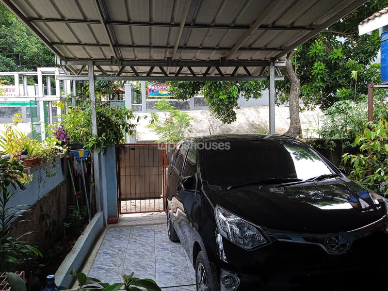 Griya Bukit Jaya Blok J6 No.1
