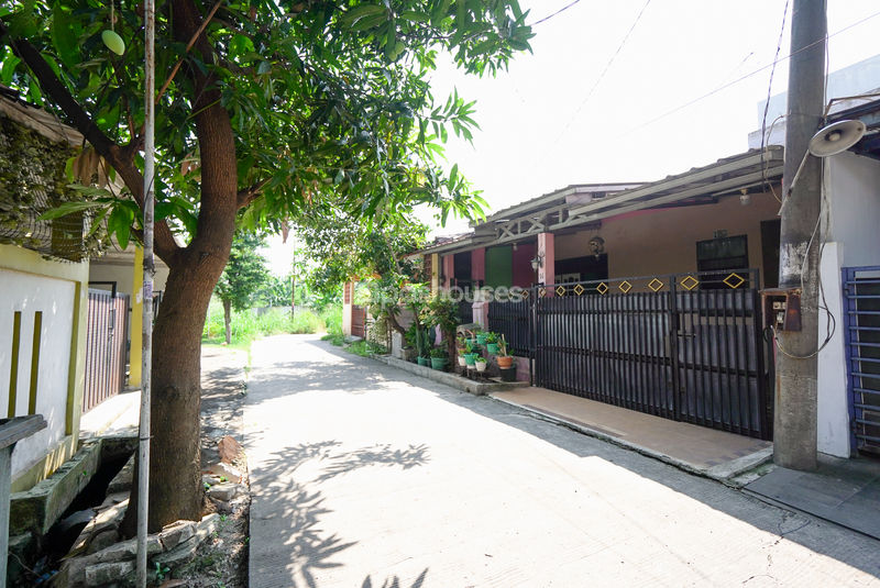 Jalan Sunan Kudus Blok Q1 No.14