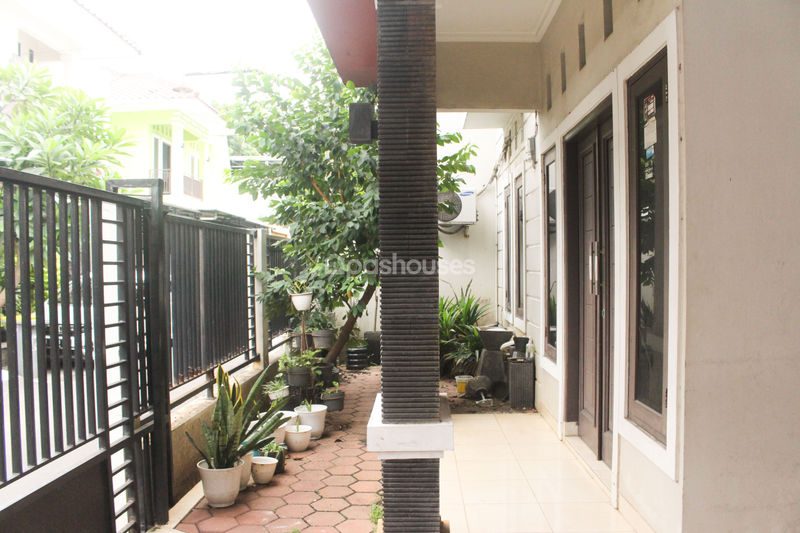 Town House Asri D'lapan