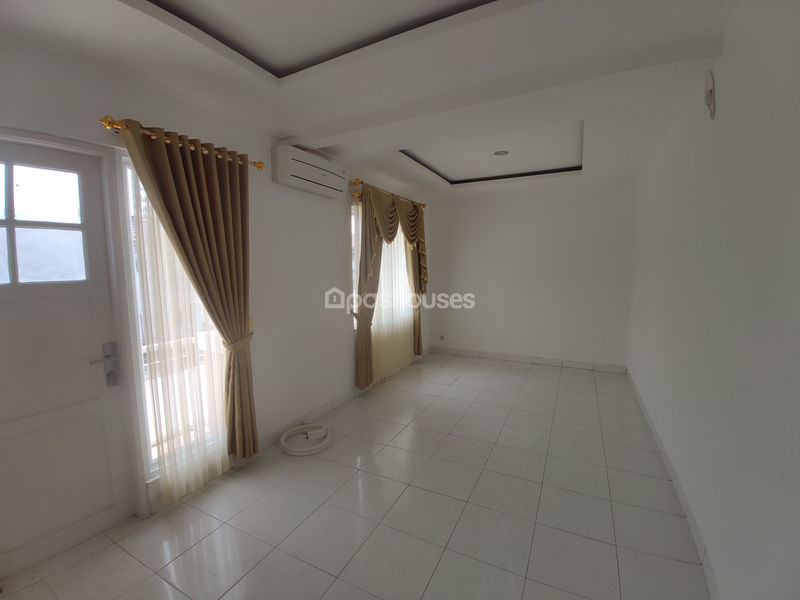 Telaga Golf Sawangan Cluster France